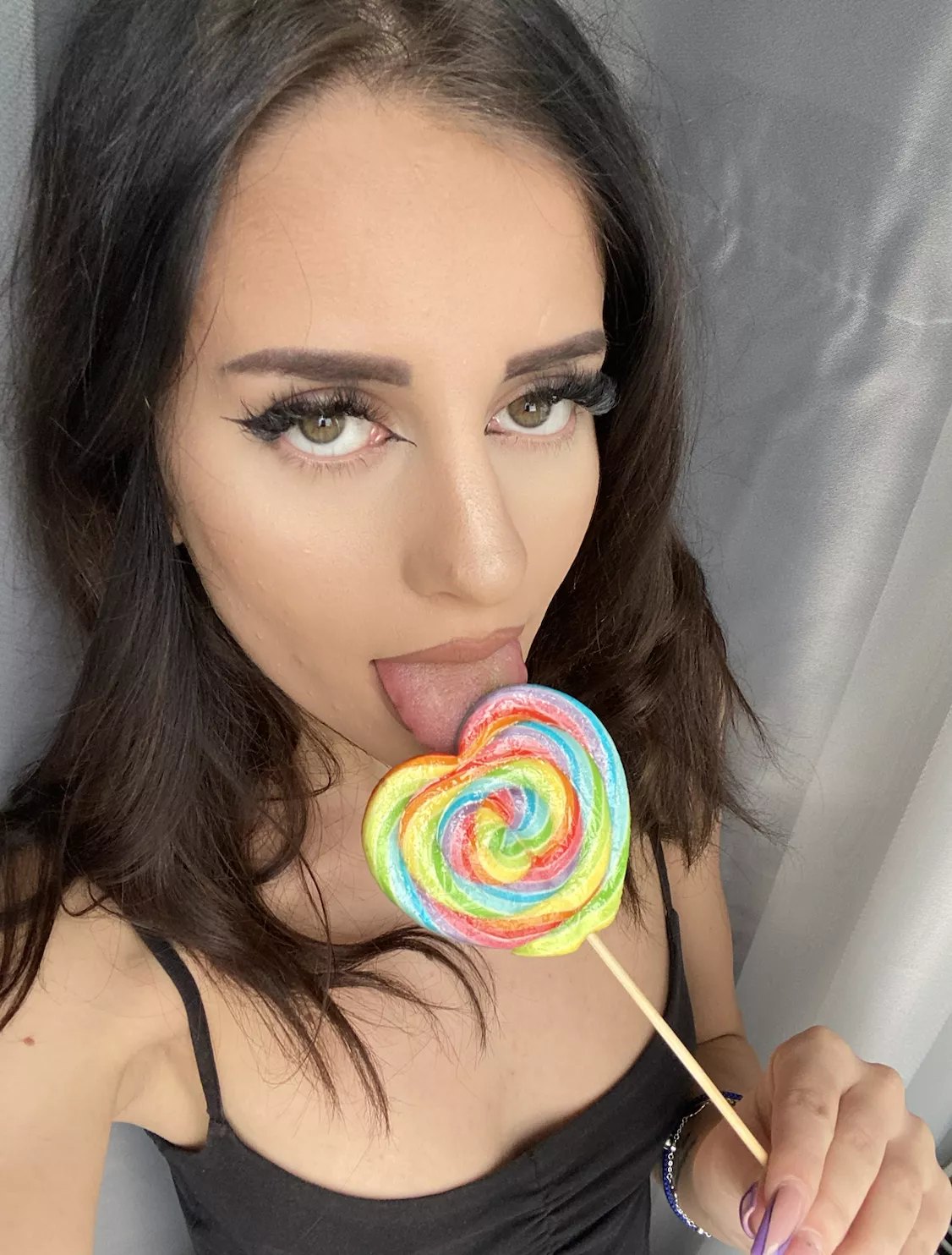 I want to lick something else, anyone down posted by beatsaenigman49