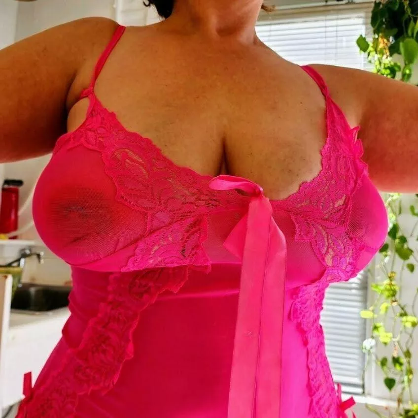 I'm pretty in pink posted by susan36dddelgado