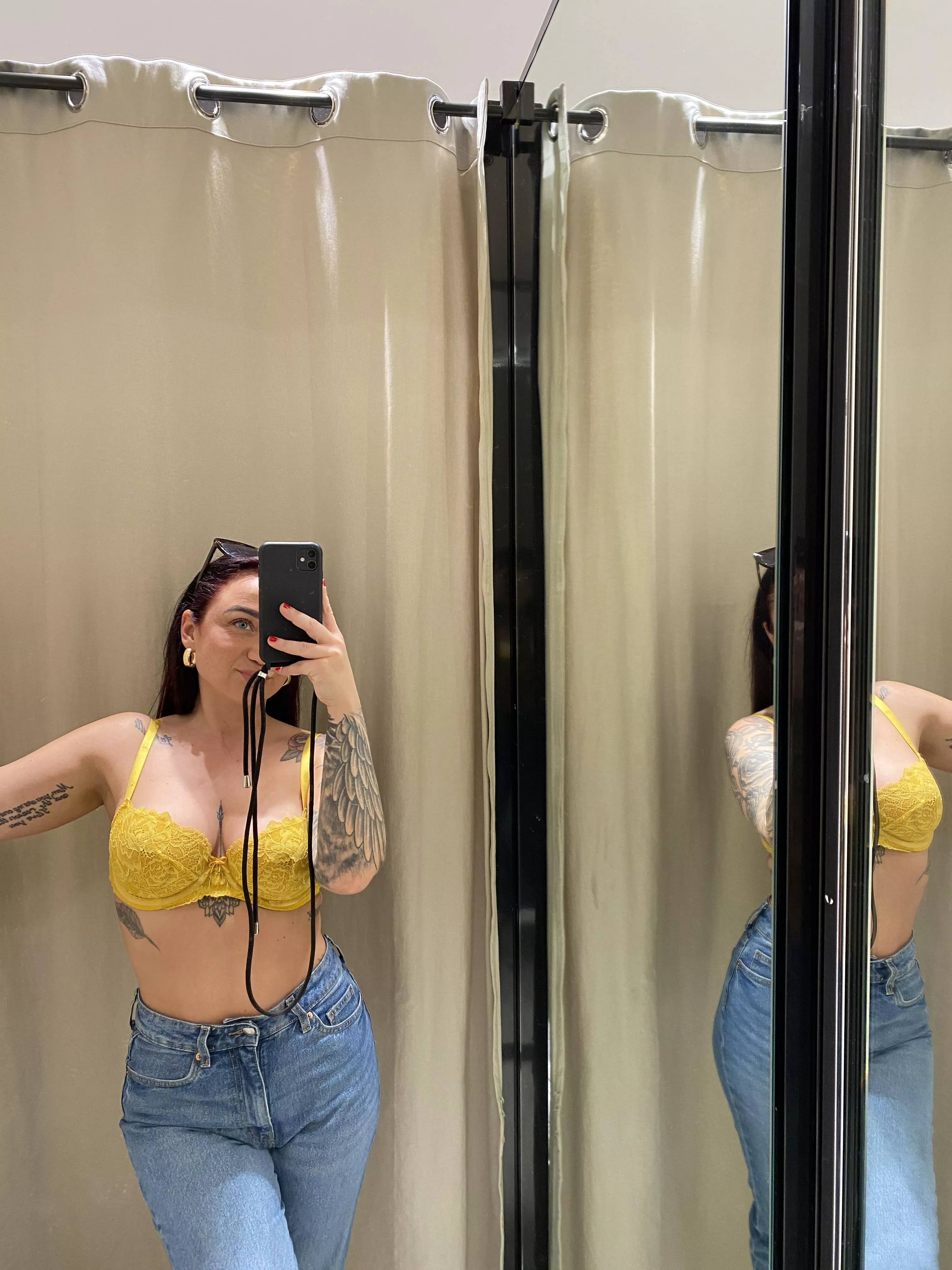 is a 5'1 girl with d boobs ur type ? posted by descendsclitoral22