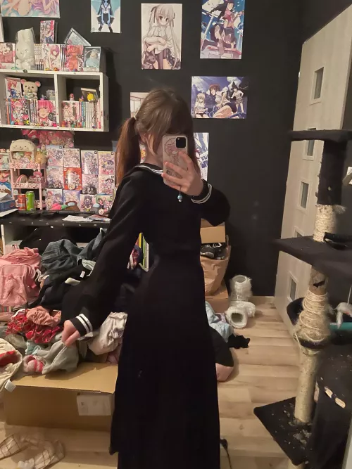 Japanese school girl cosplay by goldenpupu