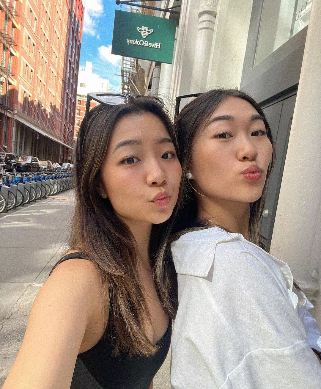 Left or right? posted by melonaass