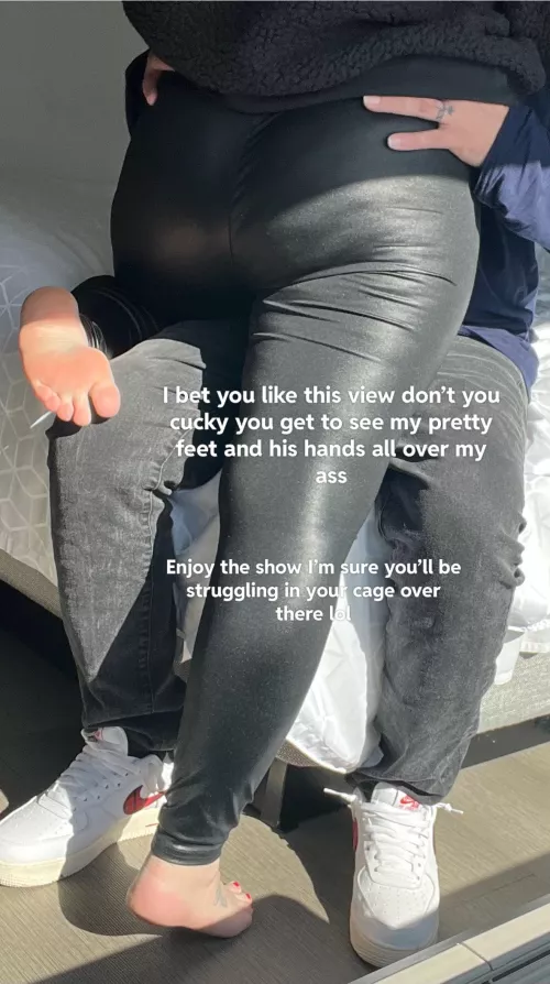 Mondays suck cucky , but I’m sure you can find a way to make me happy to day , certainly not with that clitty you like to call a cock  by mistressbrazda