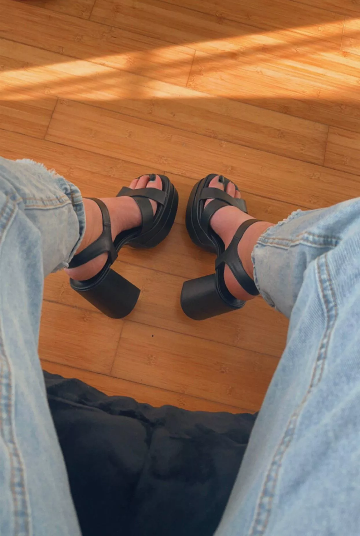 my fave heels 💅🏼 posted by Emotional_Guitar2715