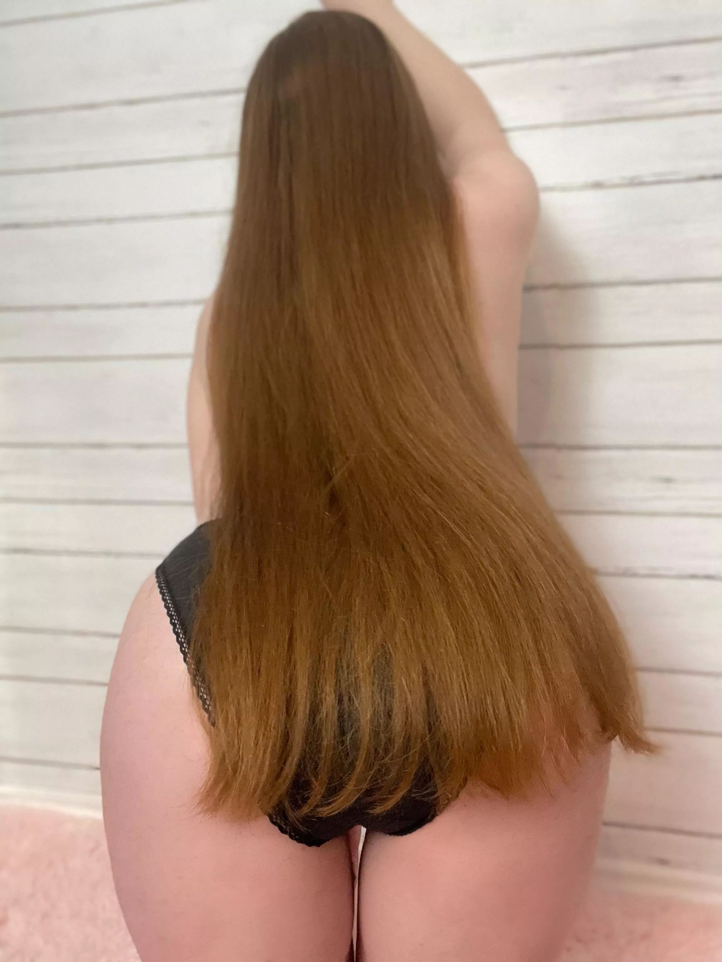 My hair always looks best freshly washed 🤭 posted by RubyredRapunzel
