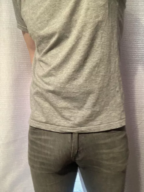 Out for drinks, you think my date will appreciate the fit? by theflyingscot01