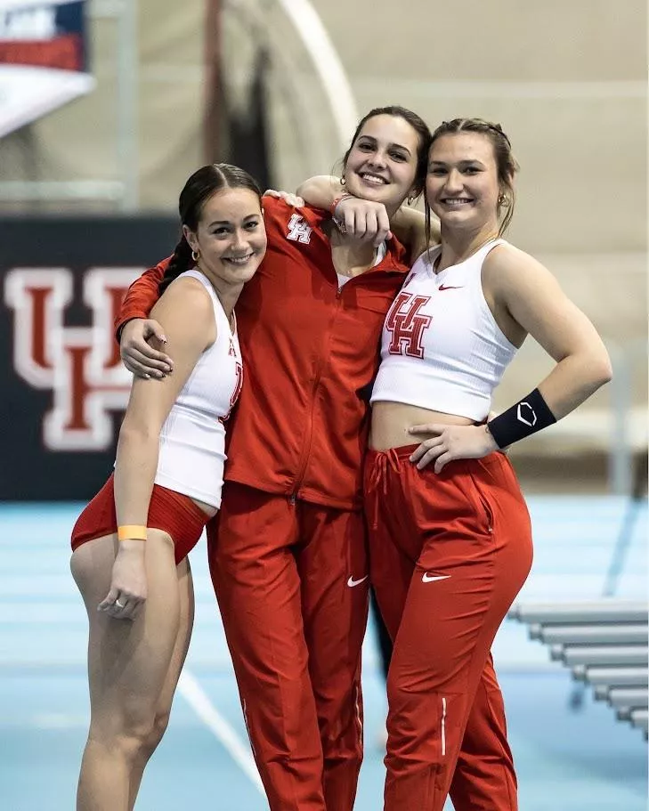 Rank these girls posted by EveningExtreme8863