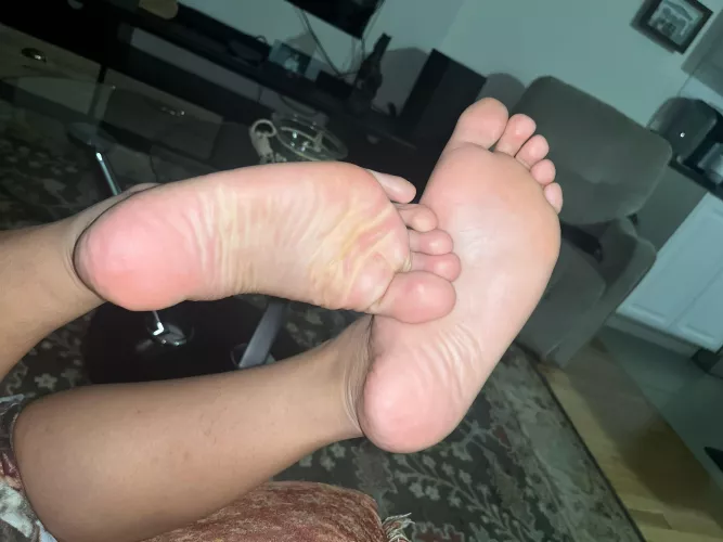 Rub your face in them until u go numb😍😍🦶🏽🦶🏽 by ladylaylaohara