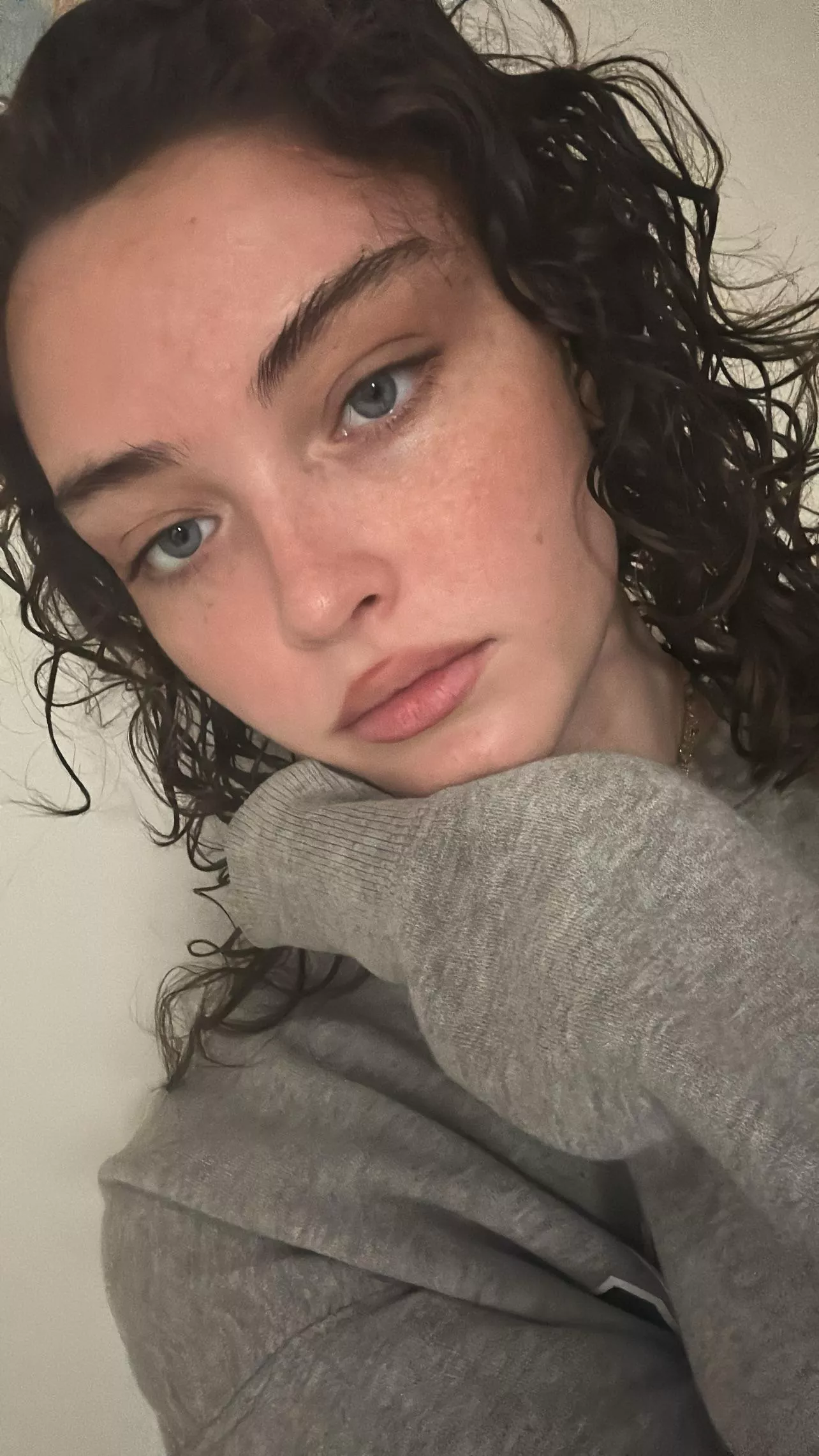 Sydney Melman [2024-02-17] posted by x---1