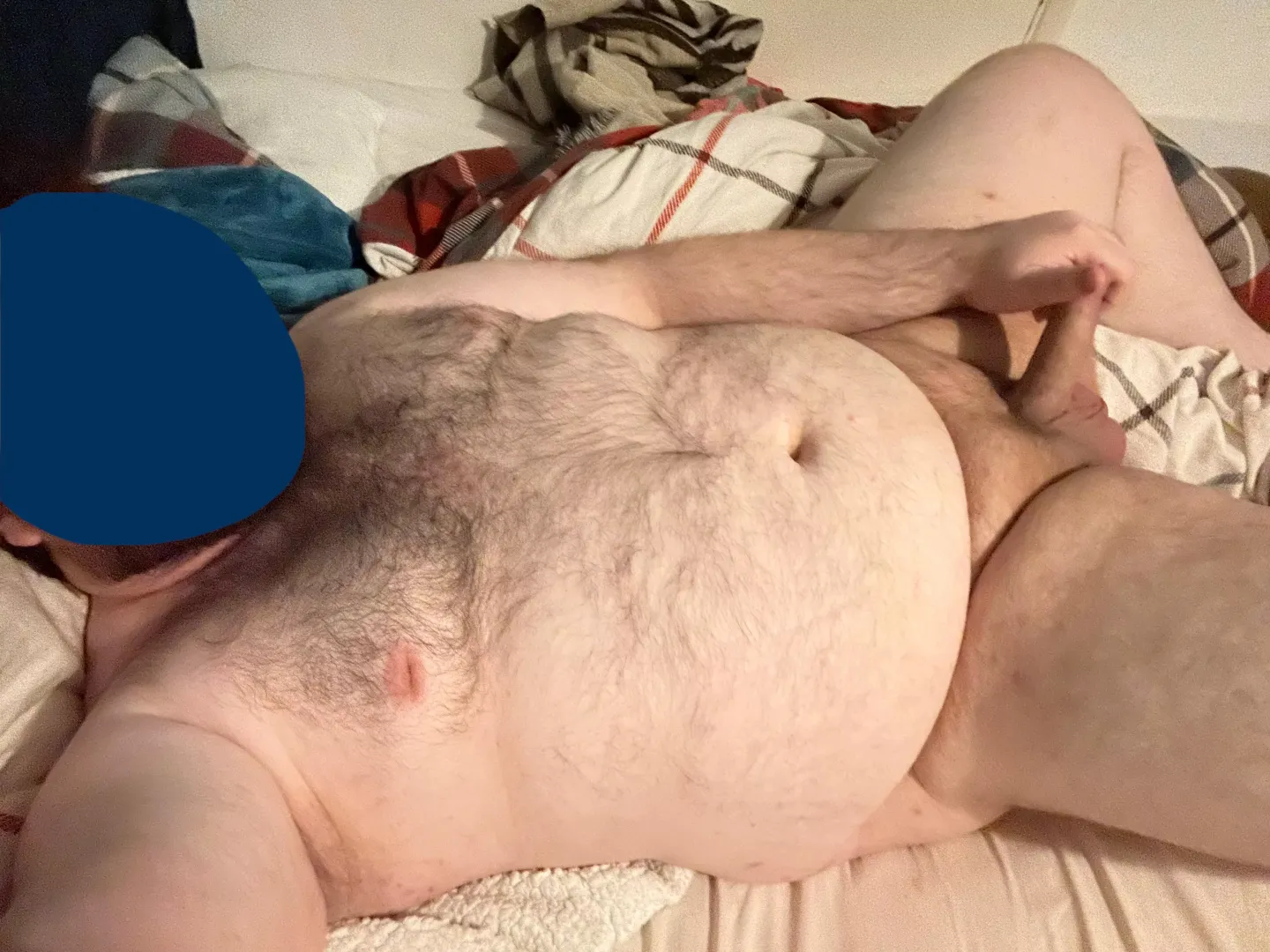Who’s gonna make this go from semi to hard? 🐻 🇬🇧  posted by BritBear2112