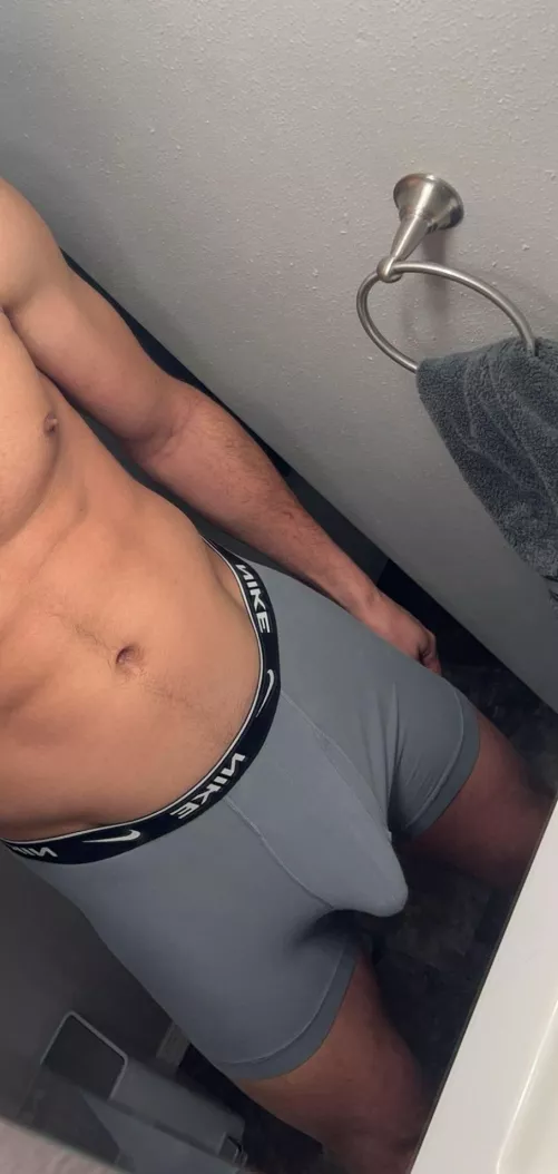 18m dms are open to any hot guys <3 by playboybunny2077