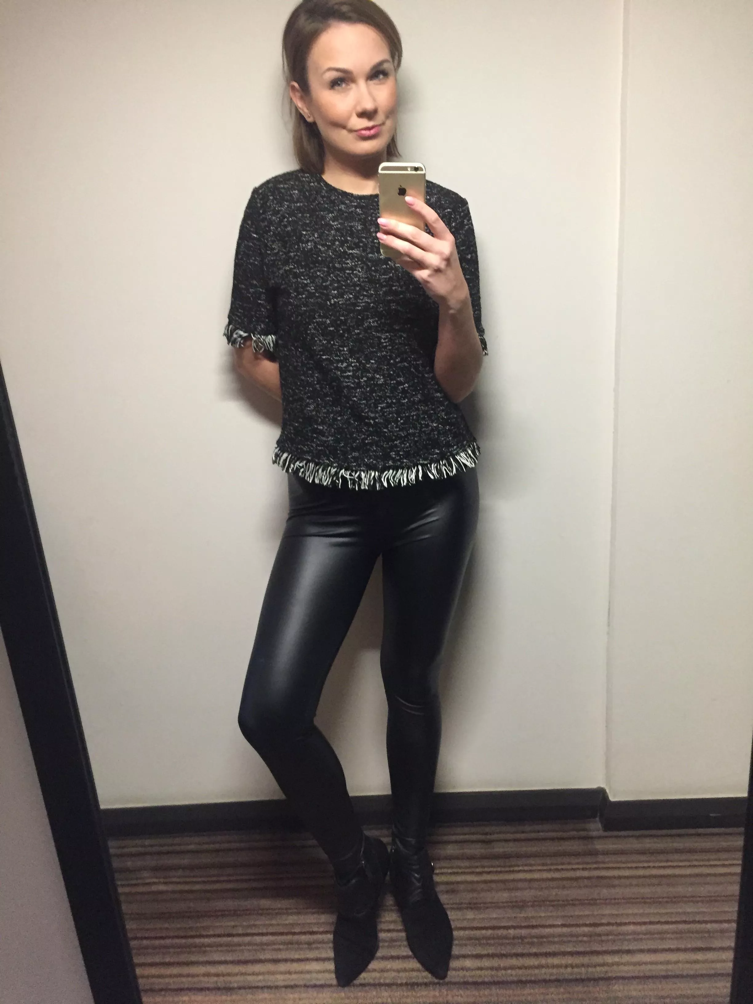 A gorgeous mum I used to babysit for posted by Claraisboredirl