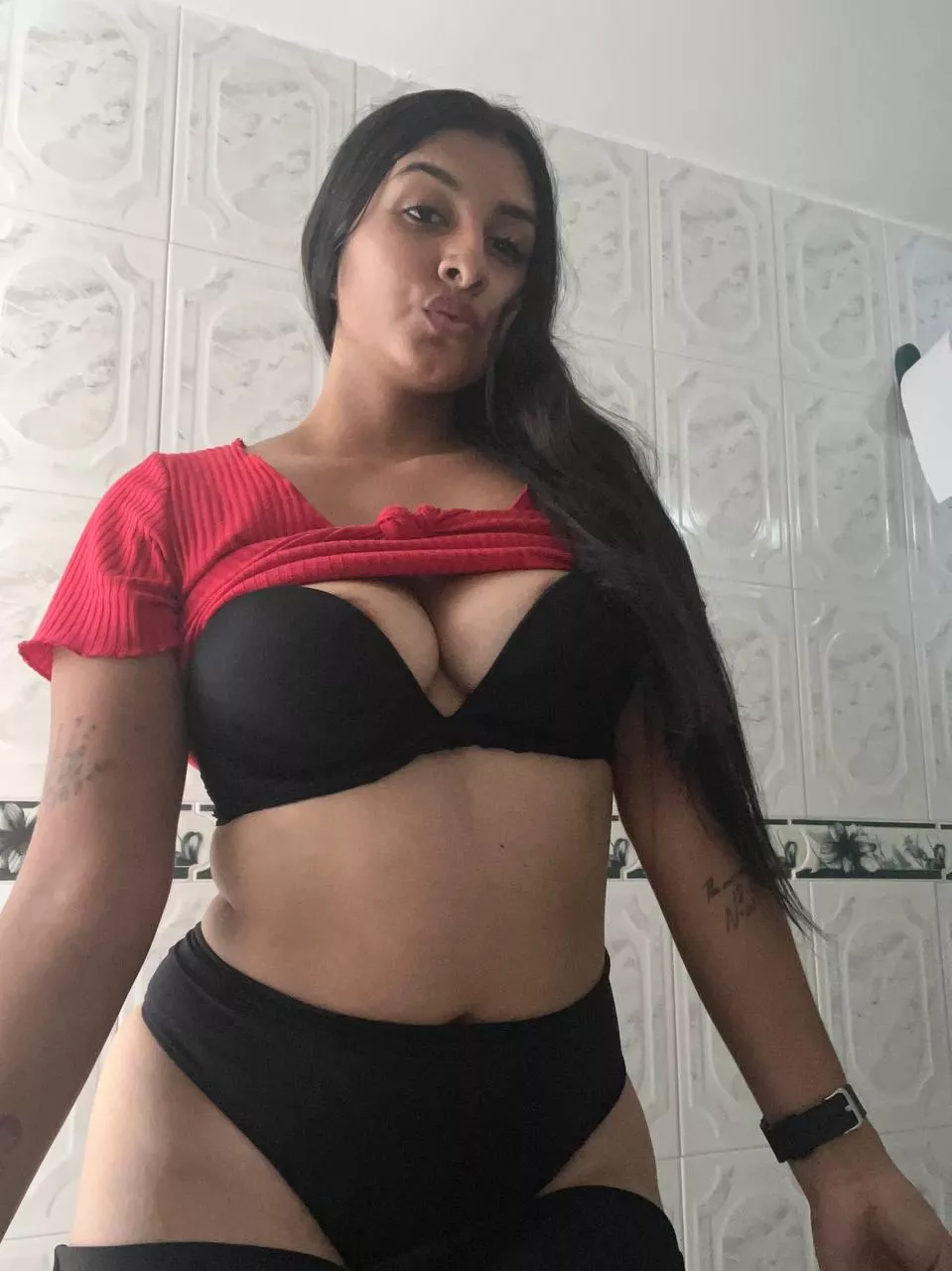 attractive to you posted by truthisTotdead1U