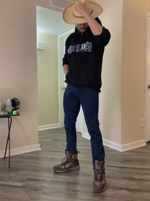 cowboy in jeans? and a big cock? nice.  by honamp