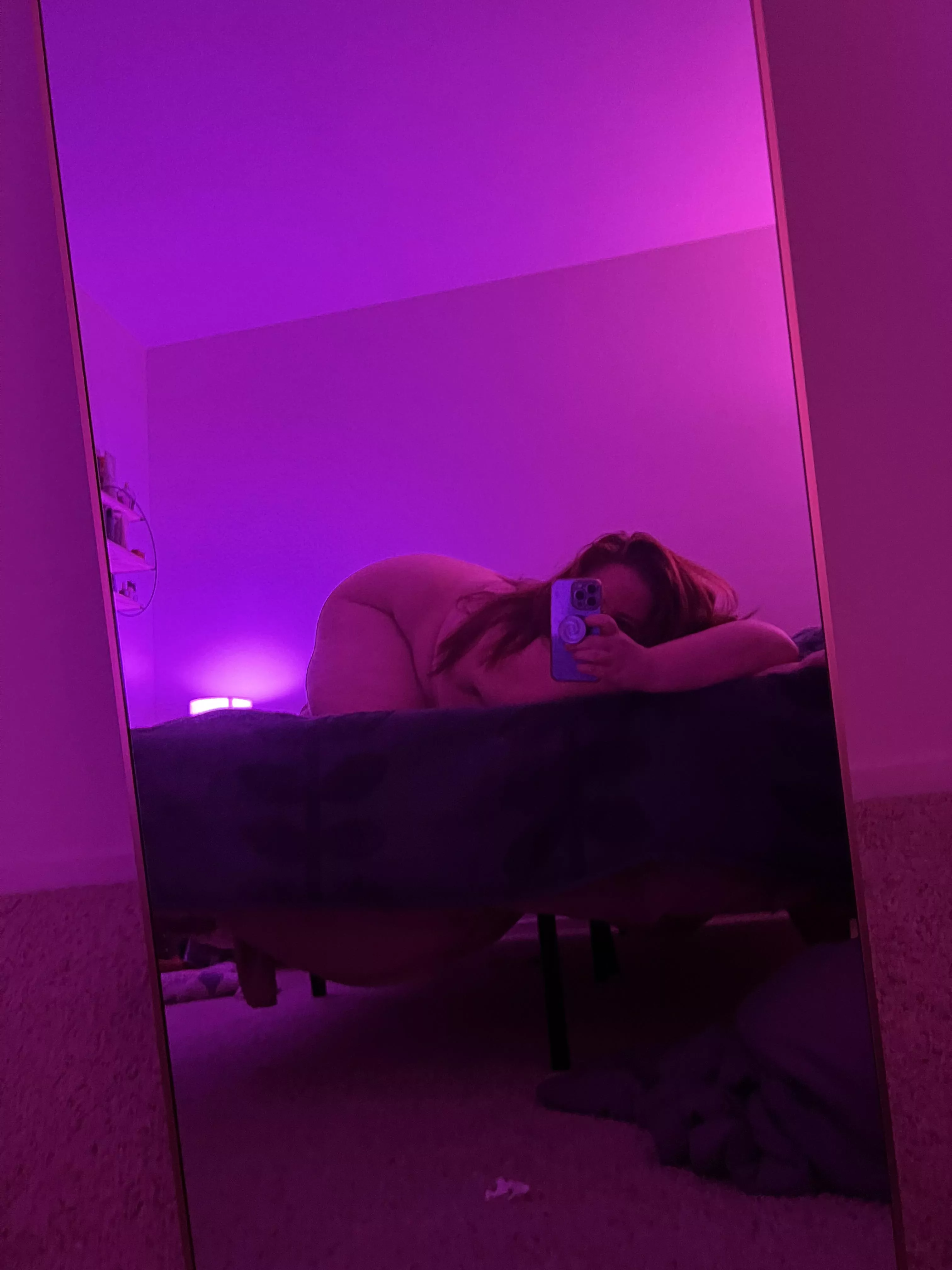 Do you know how often i literally dream about lying back while someone’s eating my pussy 🫣😴🫥 posted by whatspom