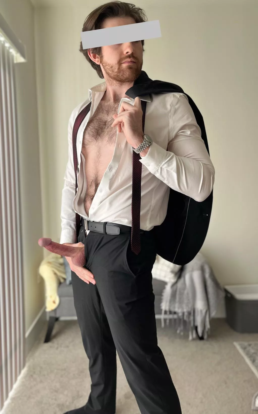 Dressy yet undressed posted by FailComfortable2534