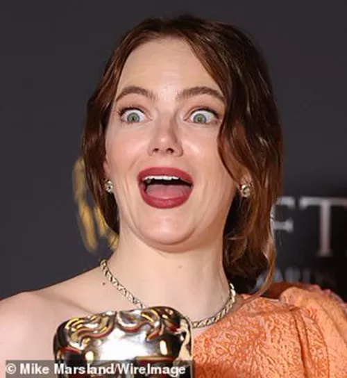 Emma Stone by darkstar1222