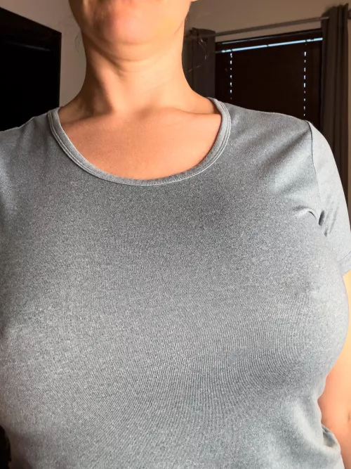 Everyone is always so nice to me at work by p1napplegoddess