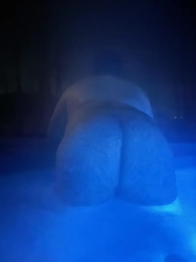 Hot Tub Chub posted by kaneofnod13