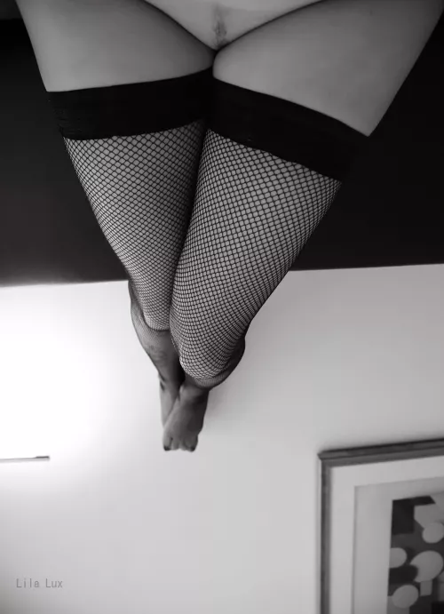 I am getting dizzy. by lilaxlux