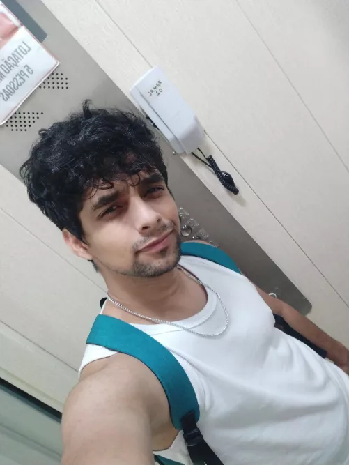 I felt good enough to take some pics today by KyrianWinterose