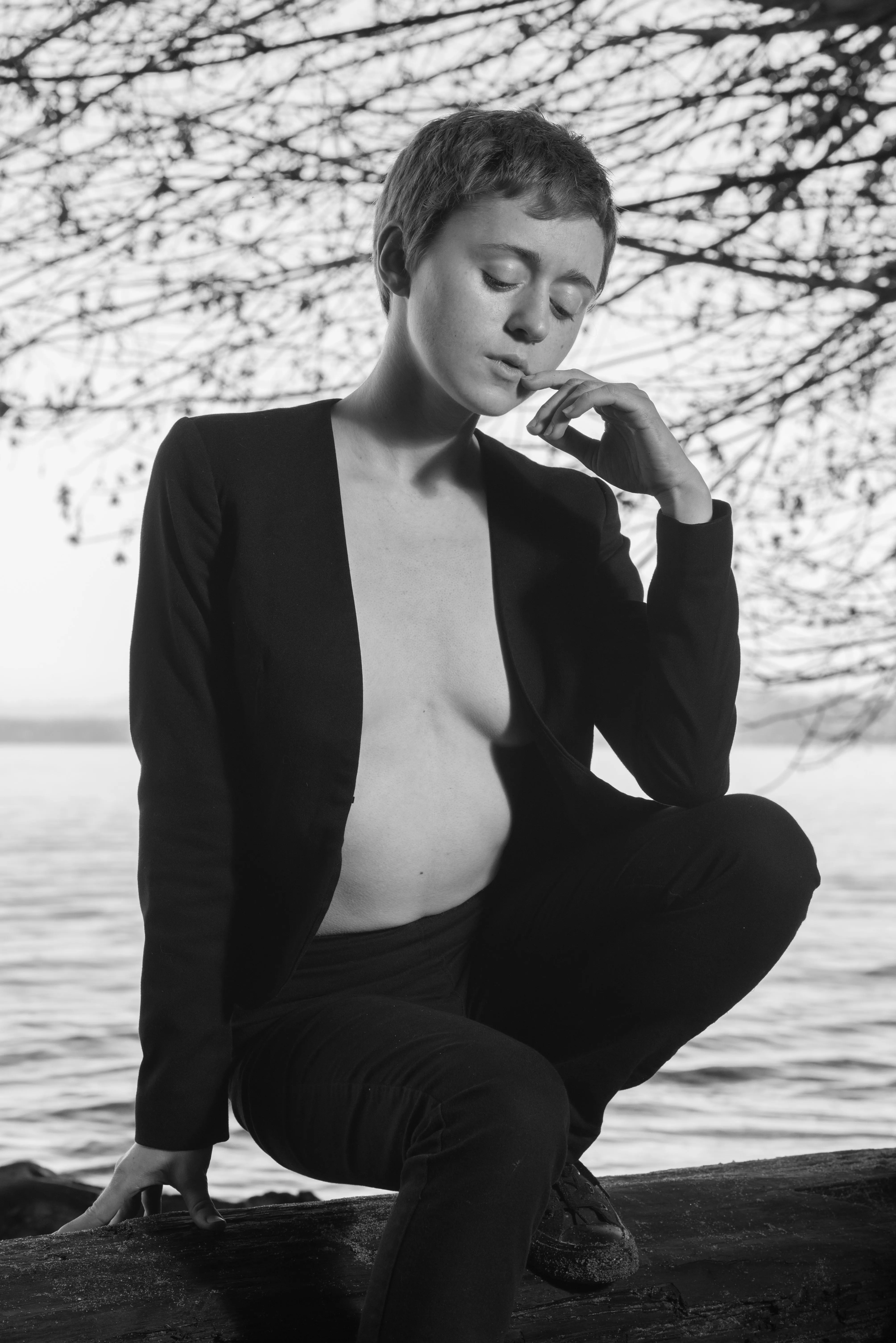 I thought I looked especially boyish here...even with a little bit of side boob! posted by quill_la_petite