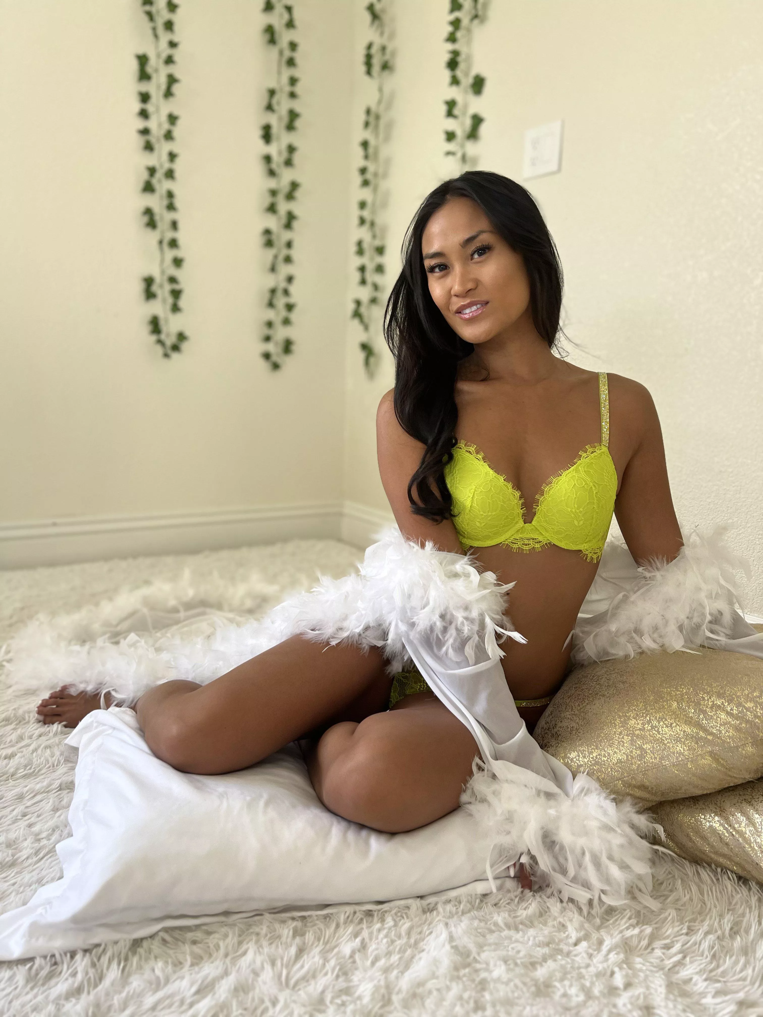 If I kindly asked, would you lick me all over? posted by sunshinesinaxo