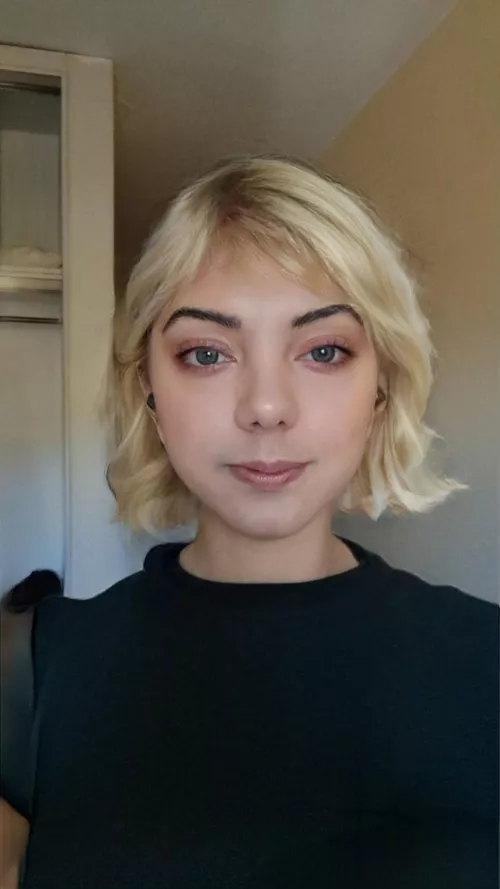 I'm a very shy person, but I finally worked up the courage to post a photo. by AngeloDensetsu