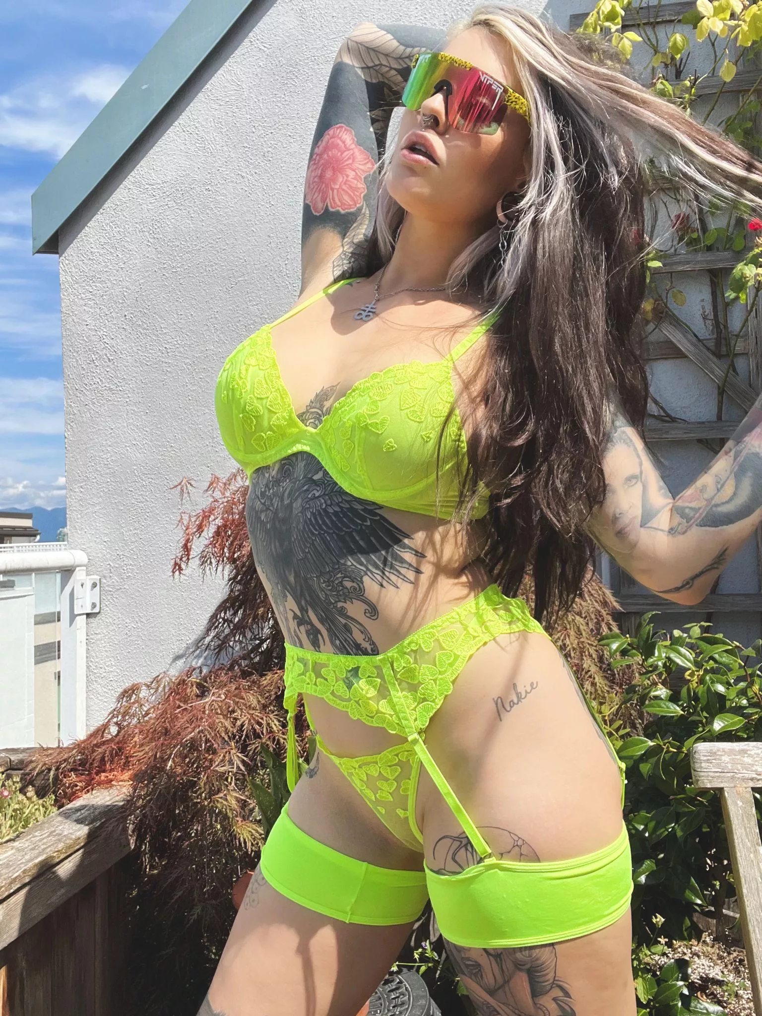 I’m in need of more friends who eat pussy… posted by sarahmoonsuicide