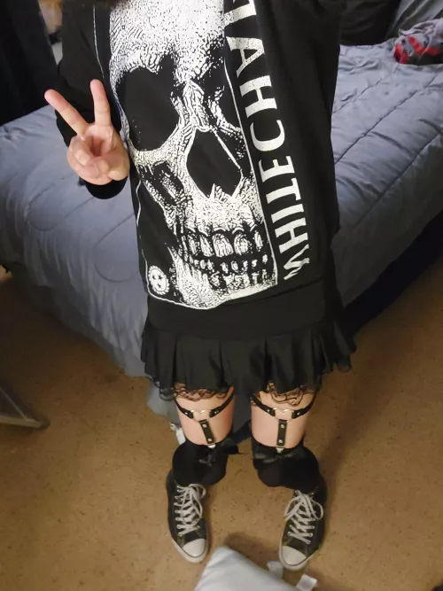 In case nobody told you today, you look beautiful 🫶🖤 by pantyboy_o3o