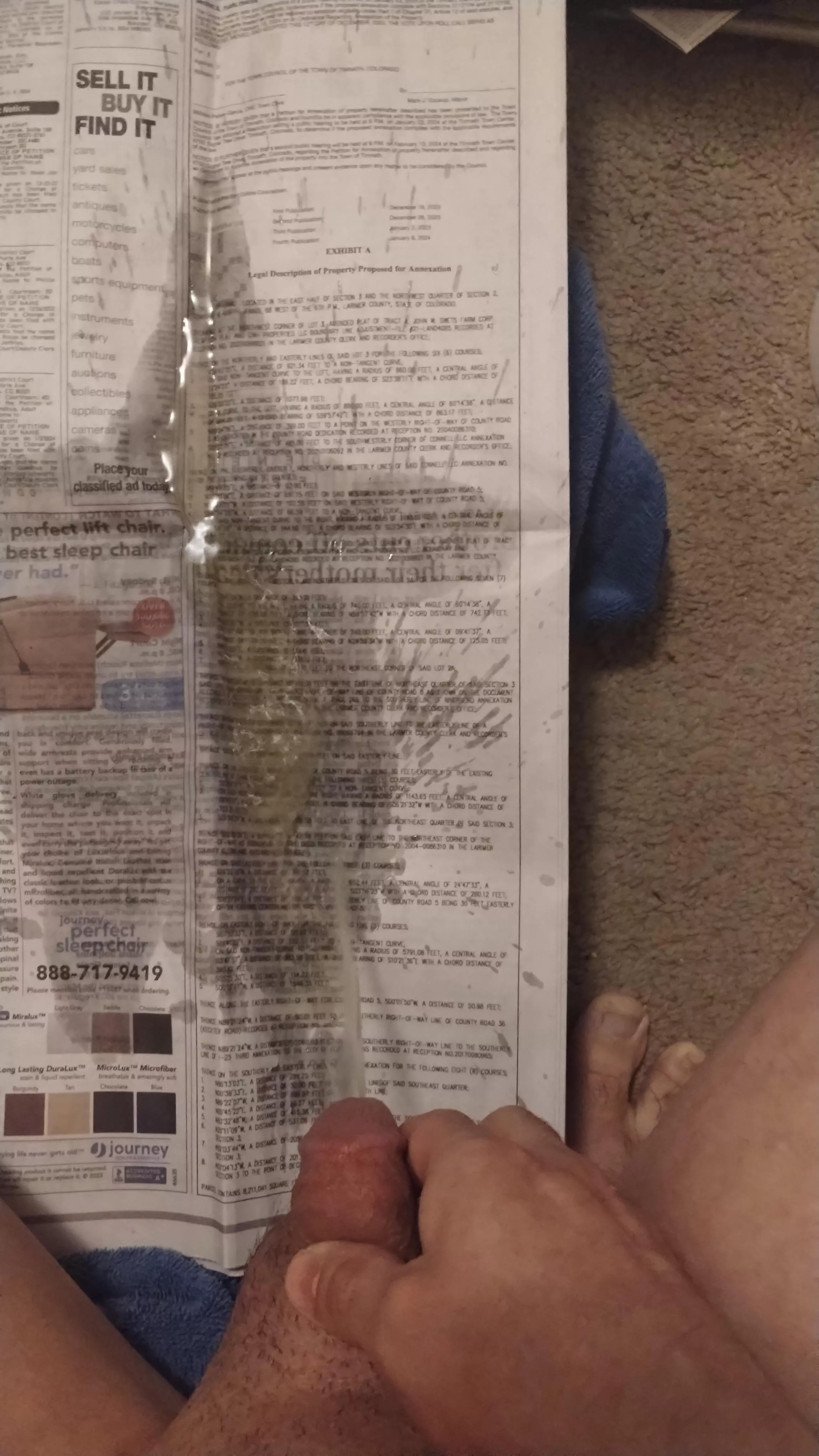Nice Little Newspaper Pee (26) (M)  posted by Comfortable-Peace973