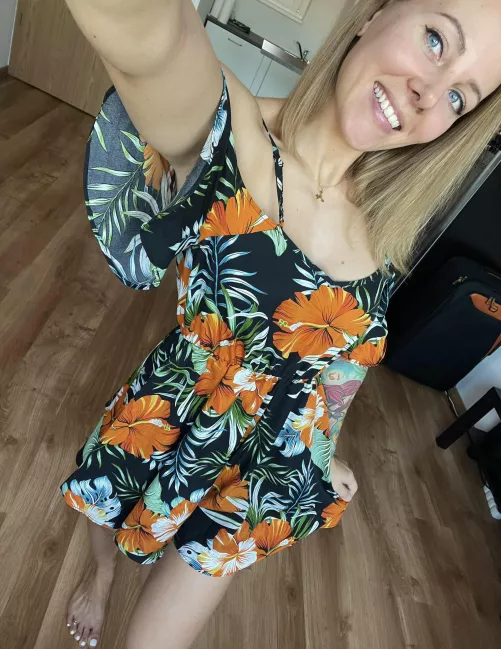 Not sure how sexy is this, but I felt kinda cute here 😌 by iamsagittarina