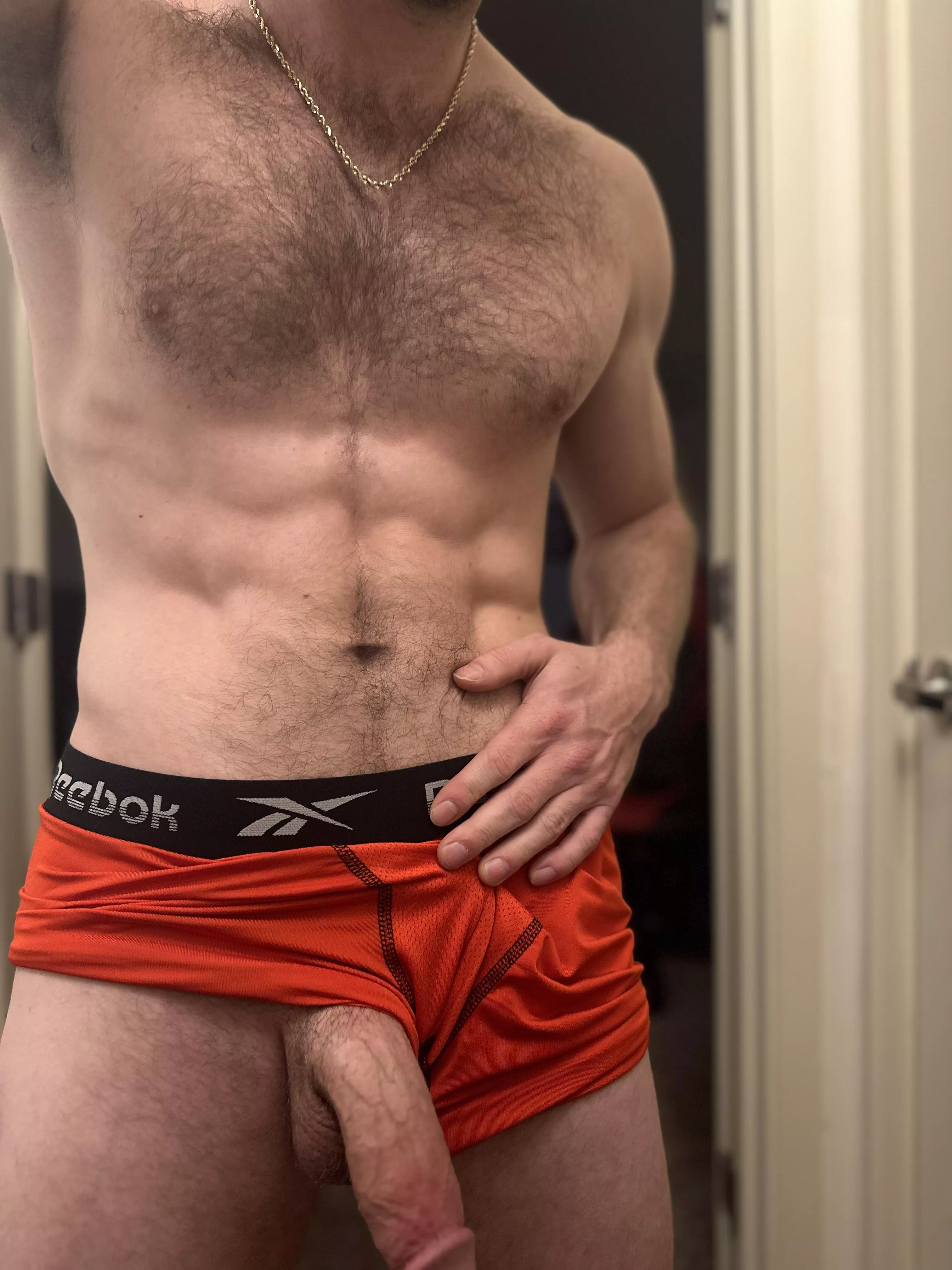 Peekaboo posted by Fitasfuq