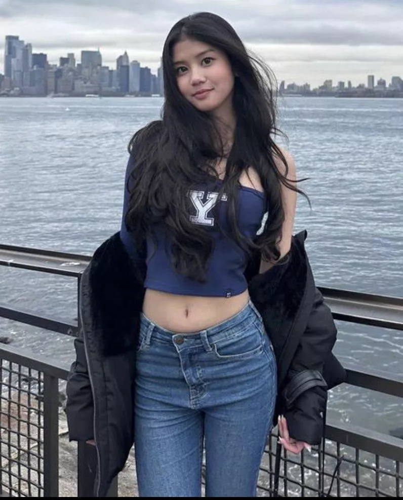 perfect waist posted by Beneficial_Mango9273