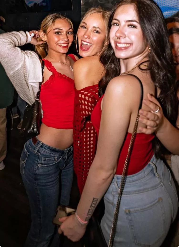 Red ❤️ posted by Swimming-Ear-1911