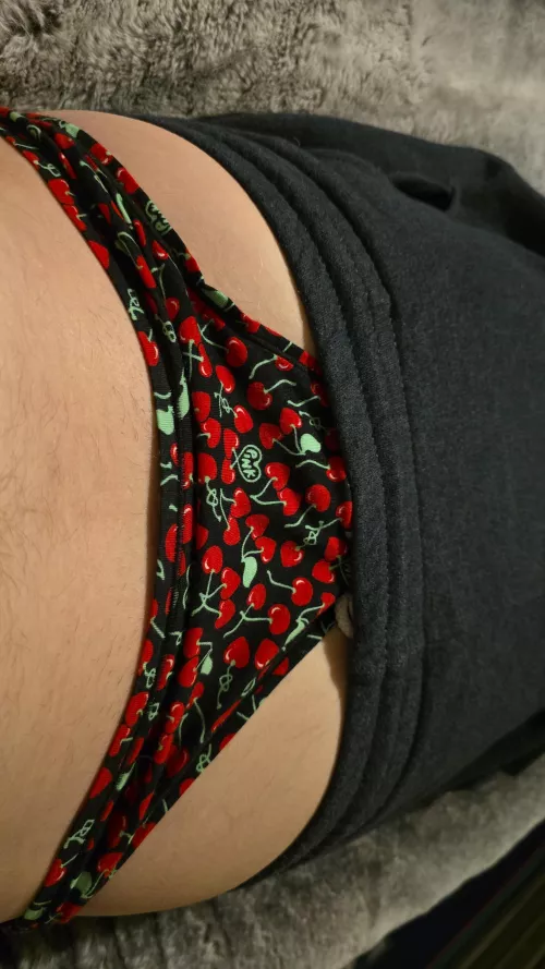 So hot! by Islaywhileyoudecay