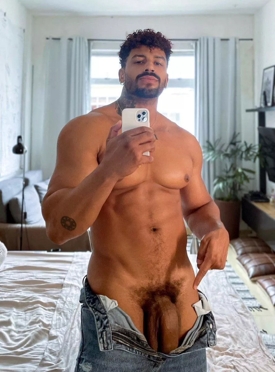 Where my fat asses at? posted by Lover_Siempre