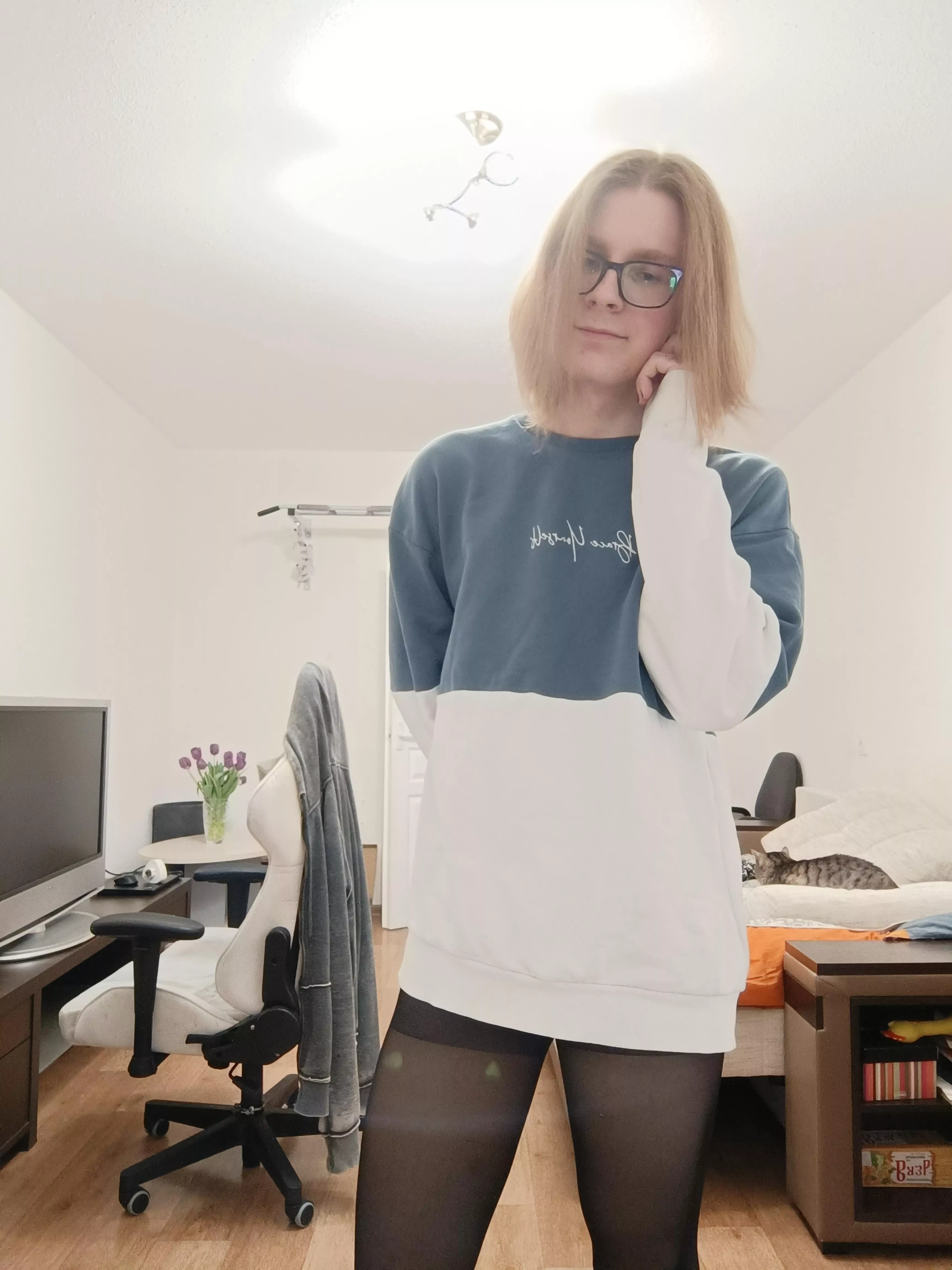 Why my face isn't trying to help me look cute posted by JustCuteBoi