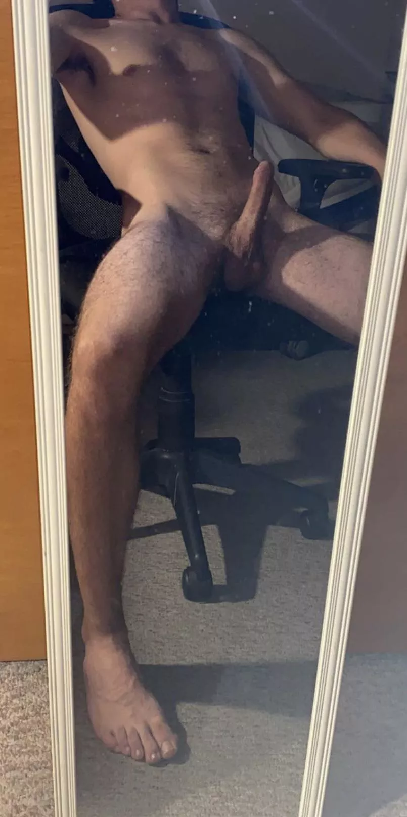 21 horny. Fit guys hmu with pic: jacob_phill20 posted by hornyboyjphill