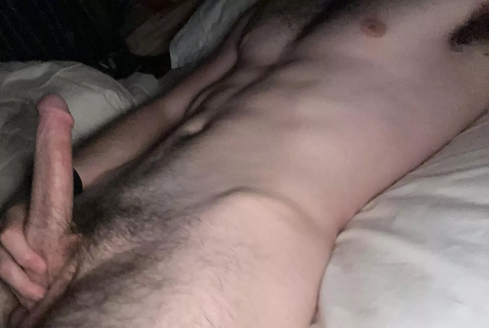22 any gay men into straight boys should get in my dms right now  posted by melb2330