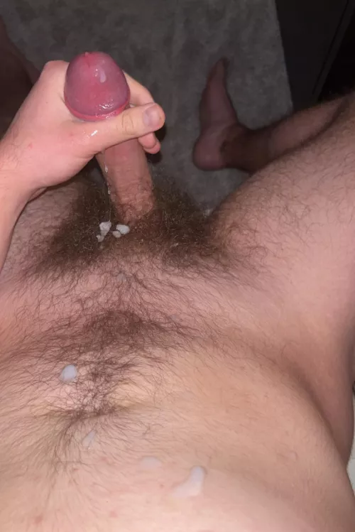 22 dc college guy rubbing a quick one out tn, add me for more pics of this hairy uncut cock @magnusfordig by average_pit_guy