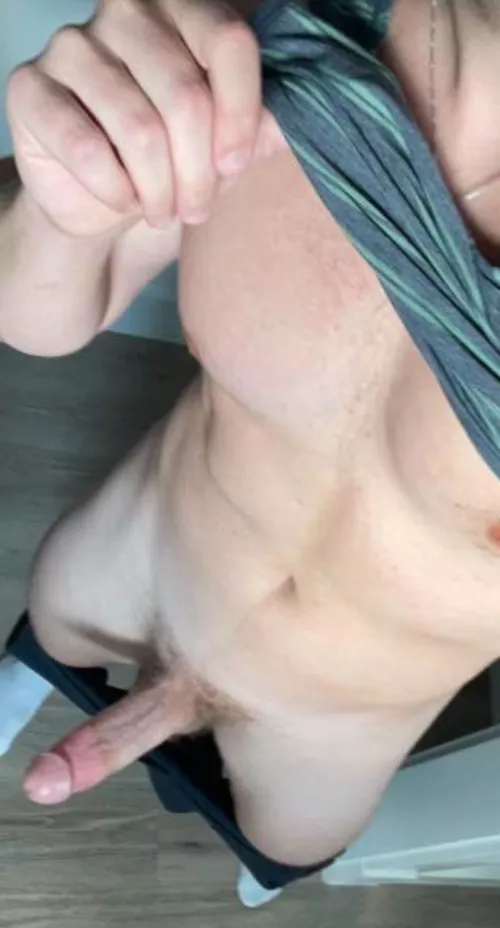 (35) happy hump day. Feeling good after my run 😉 by buds766