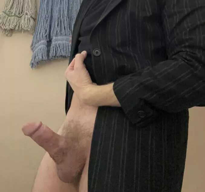 Dad was horny af at work today posted by IndianaGrey_HornyDad