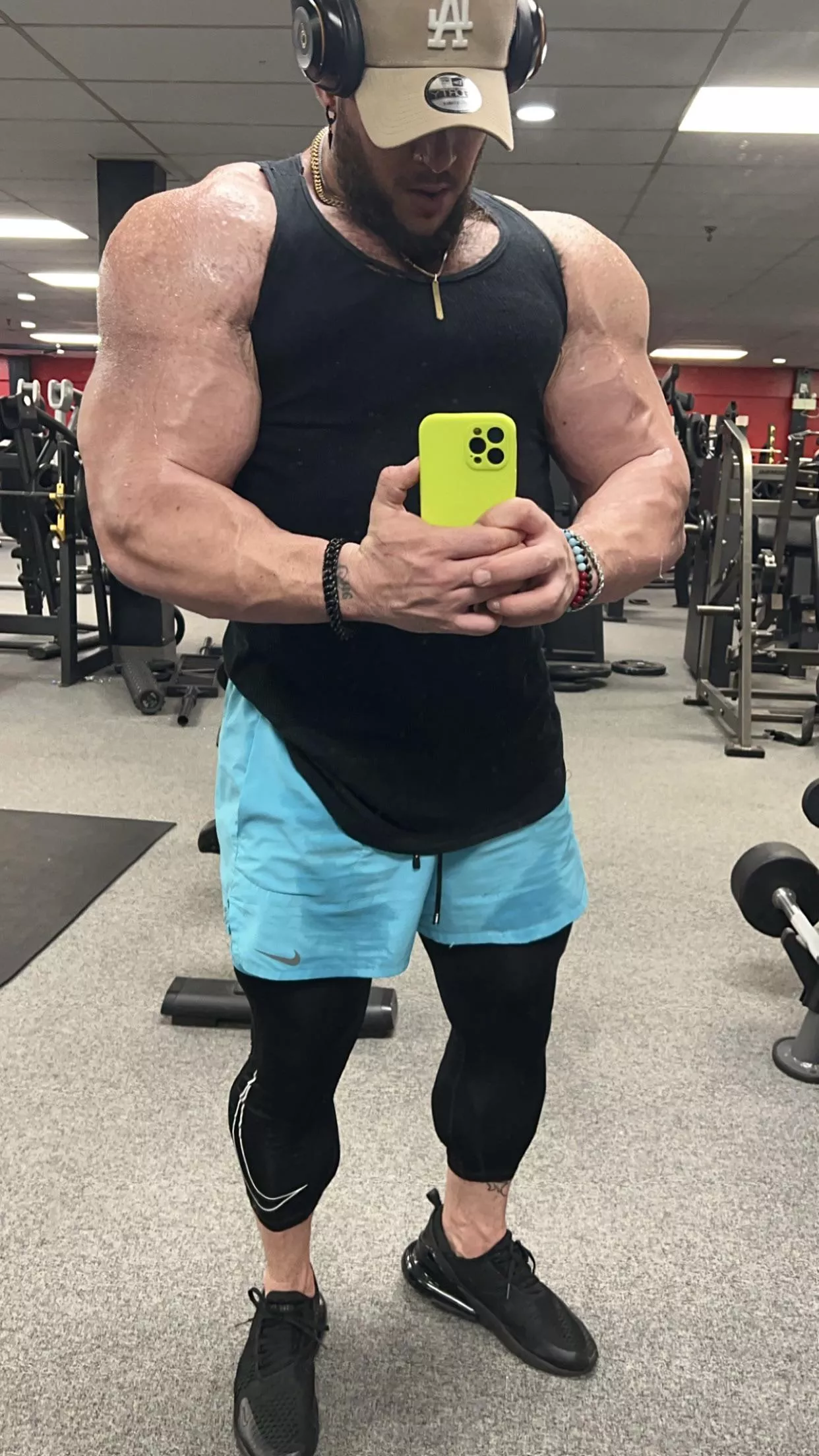 Daddies Here. (32)(m) posted by Damiantheone96