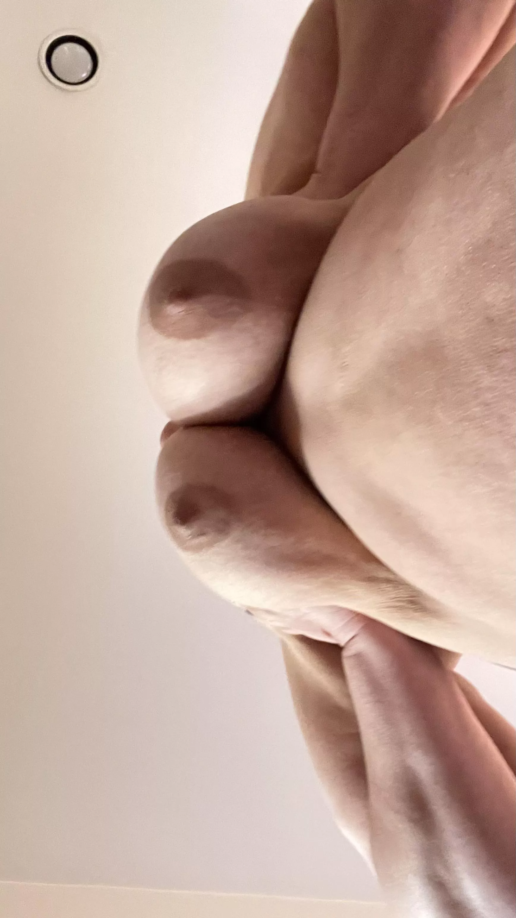 [f] who wants to suck them for me? posted by SmoothAsSrawberry