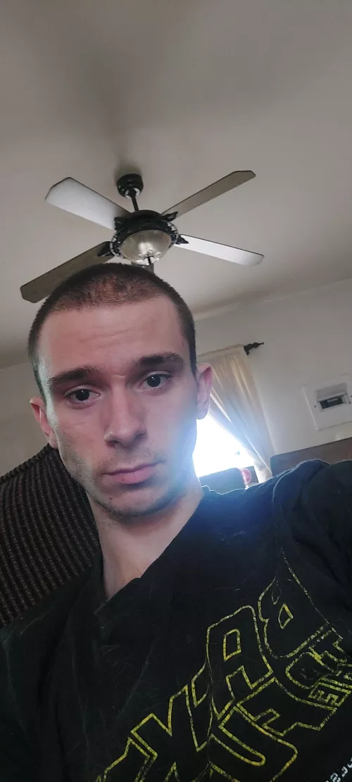 Hey there by Acrobatic-Bake2084