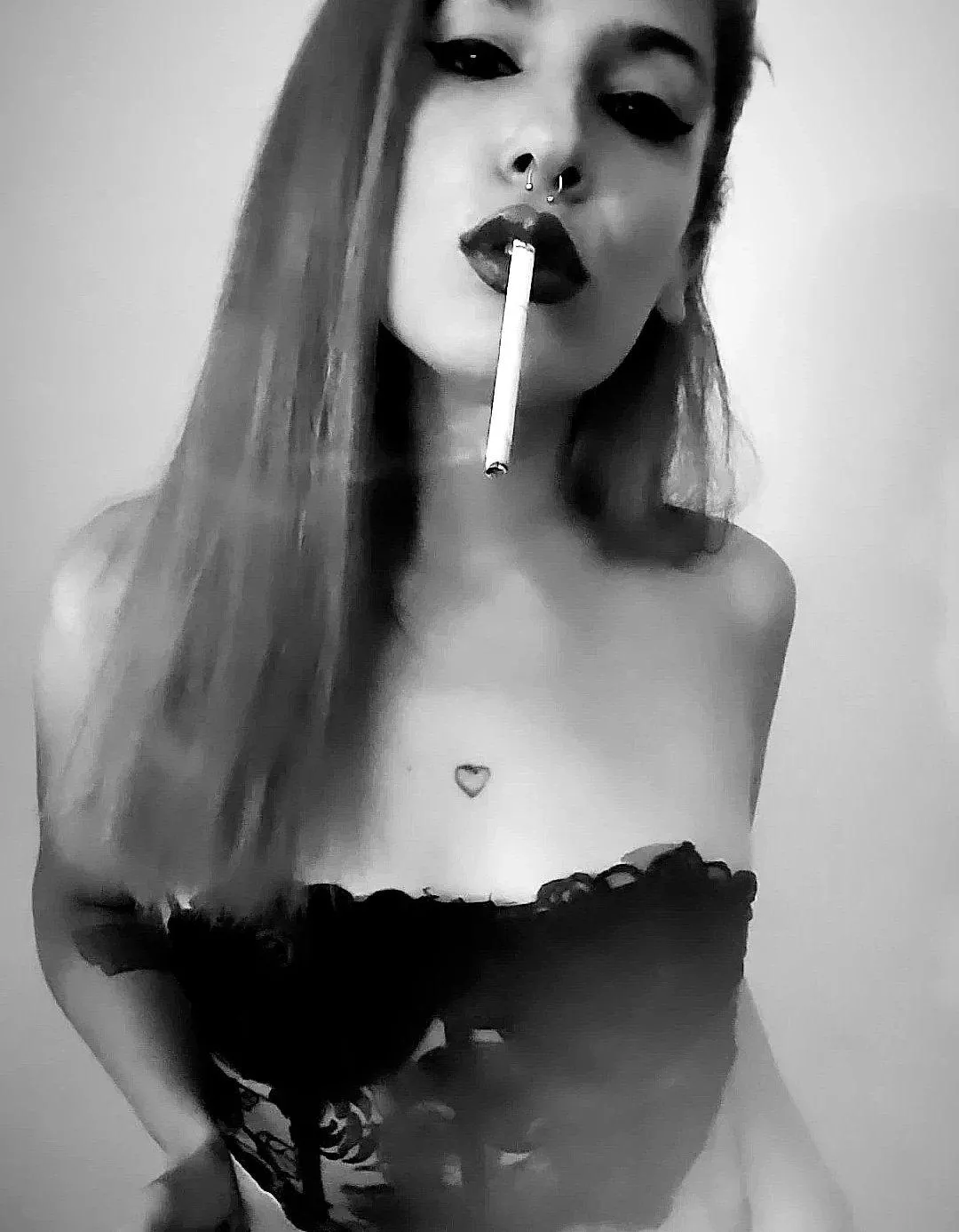 Hi ❤ posted by Emilypageok