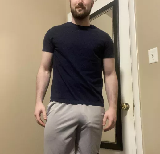 Homework’s boring so here’s a pic by lonelyandbored1