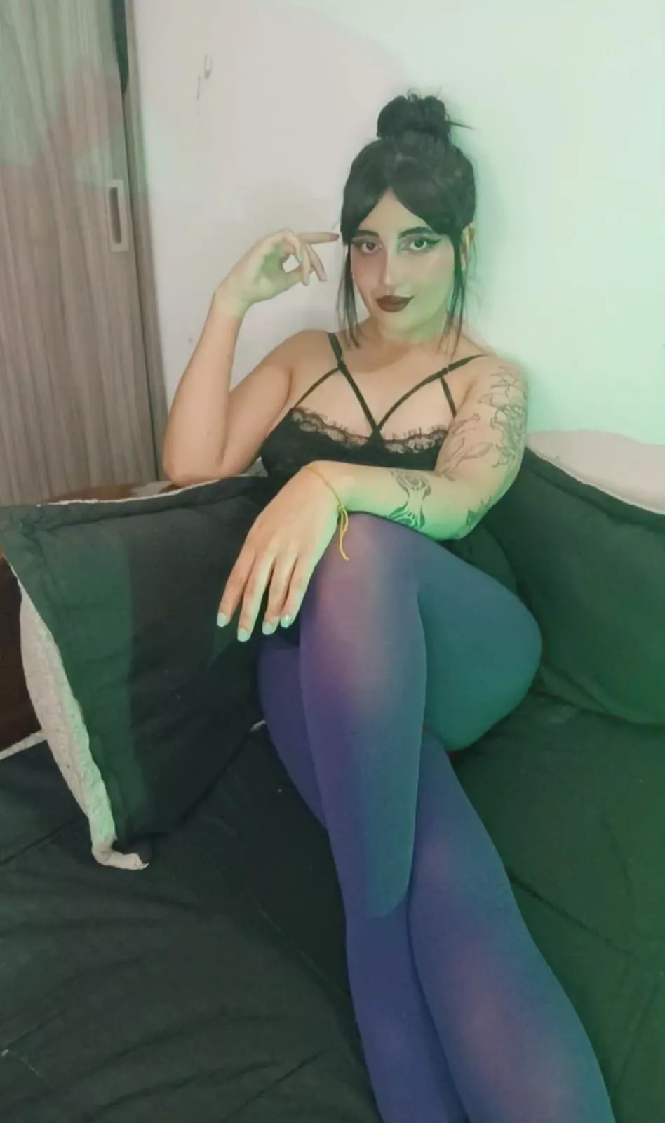 How about my purple pantyhose, I feel darker than normal posted by simmoneb