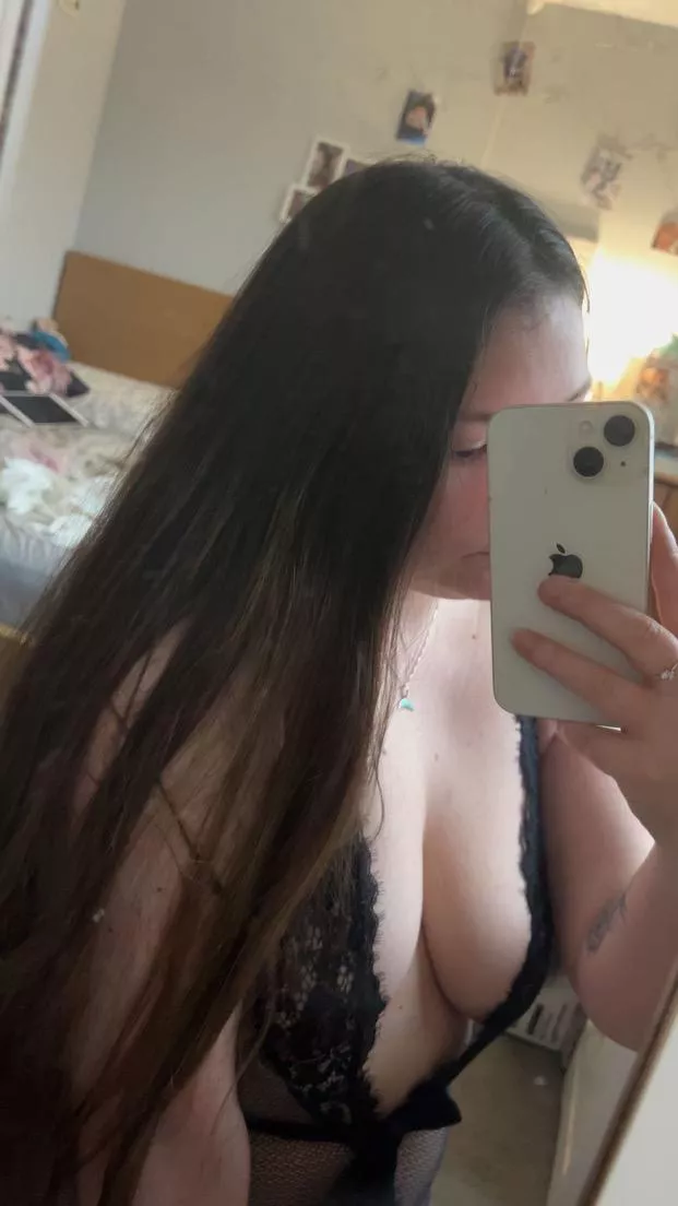 How do I look 🙈 posted by bob021845