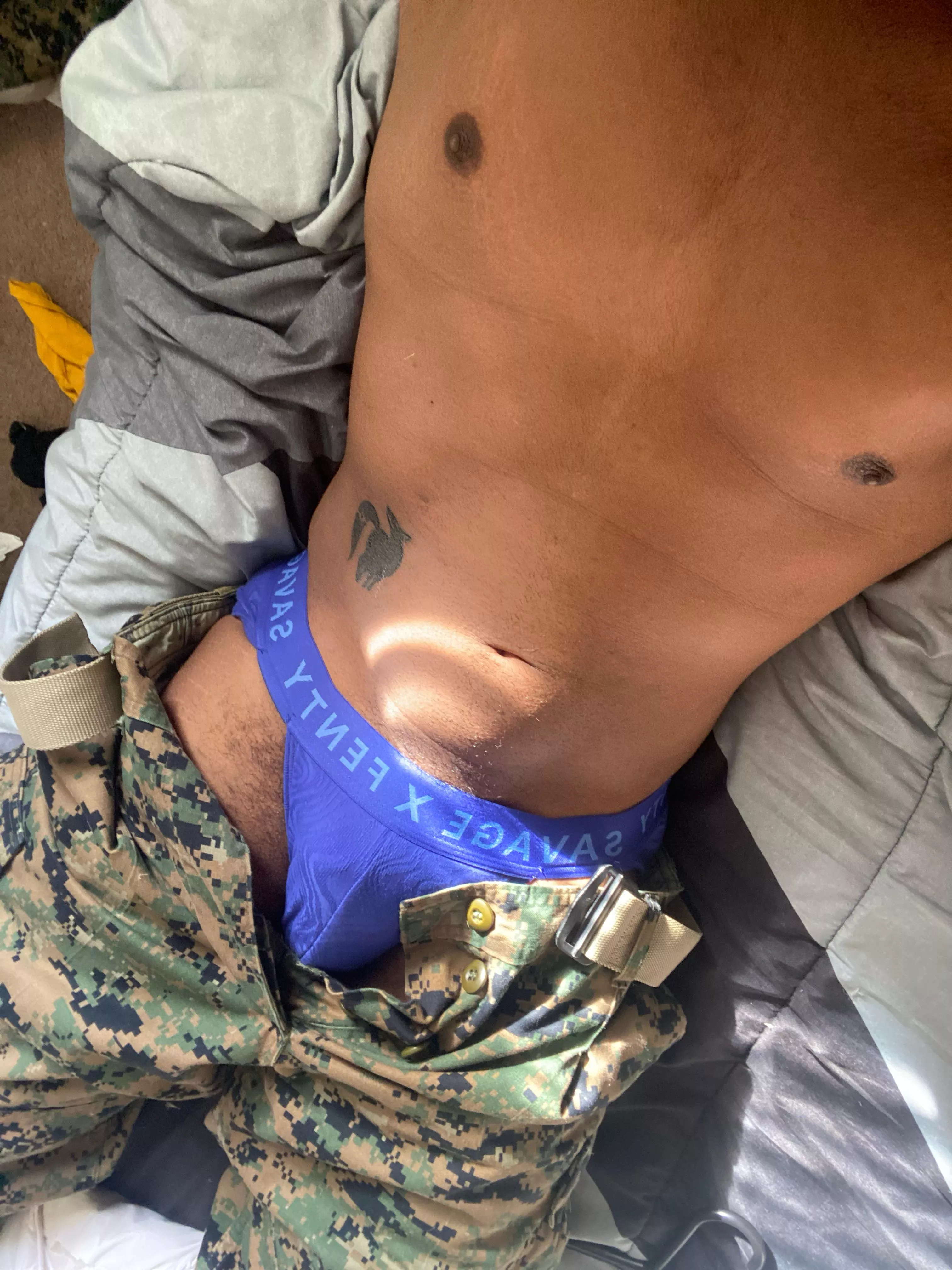 I wonder if briefs are allowed in the military? posted by Hopeful_Chemistry164